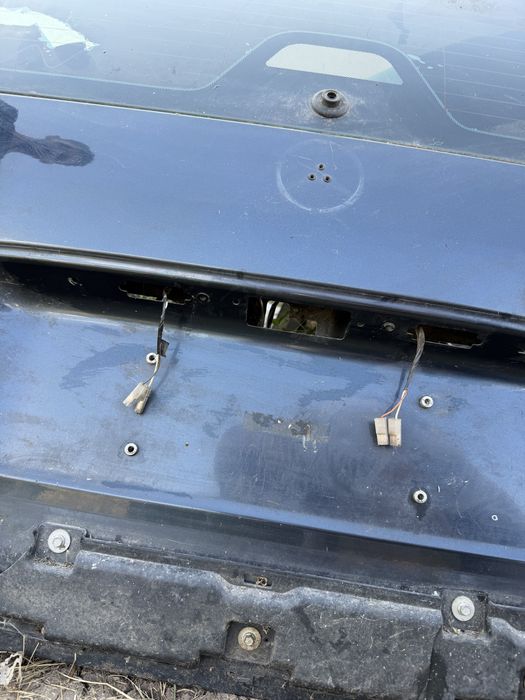 Заден капак за Mercedes ML w163 без ръжди