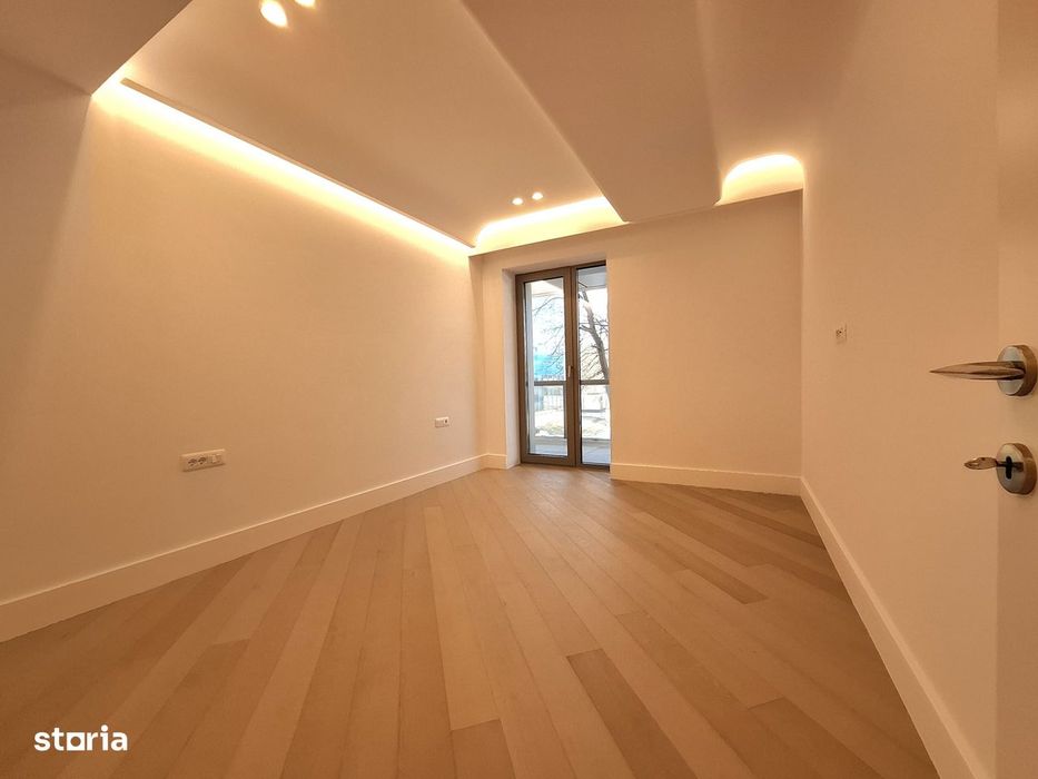 3 Camere | 103 MP | Terasa 13 MP | Cortina 126 | Erou Iancu Nicolae