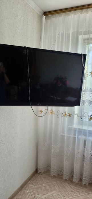 Продам телевизор и холодильник