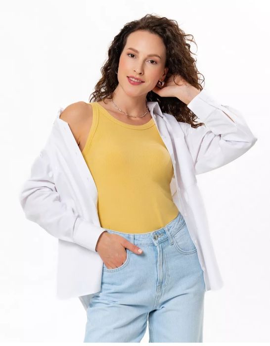 Продам женскую майку с чашками