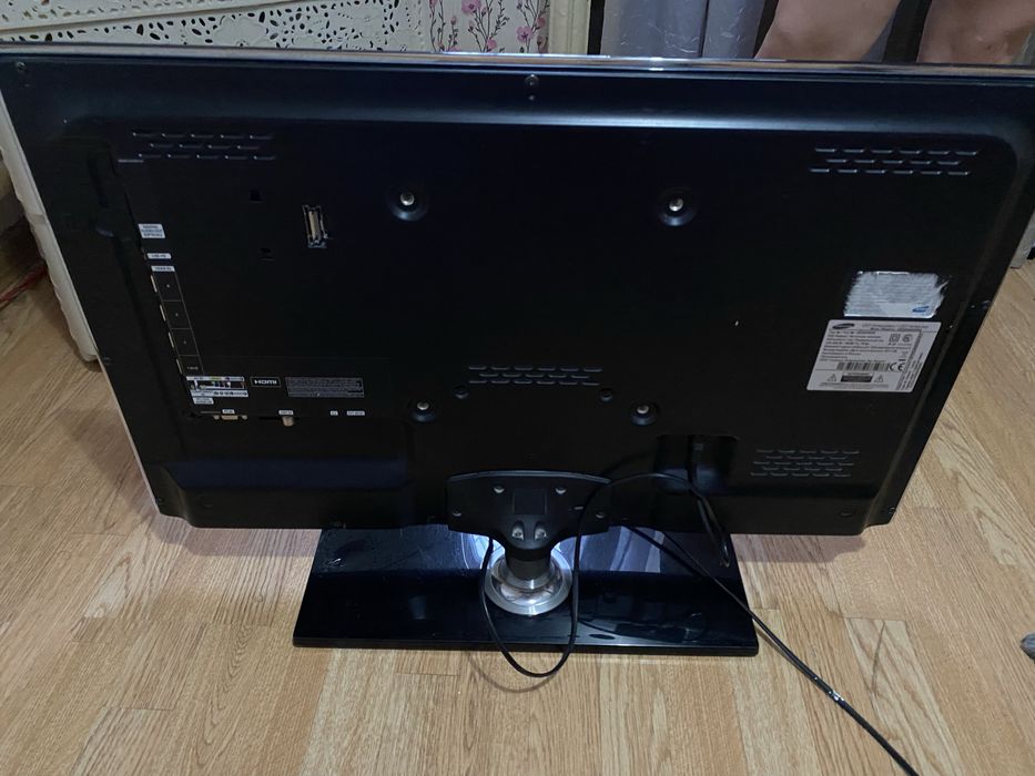 Телевезиор продам