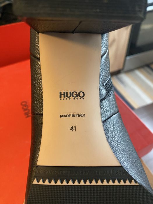 Нови Hugo Boss купени от Answear
