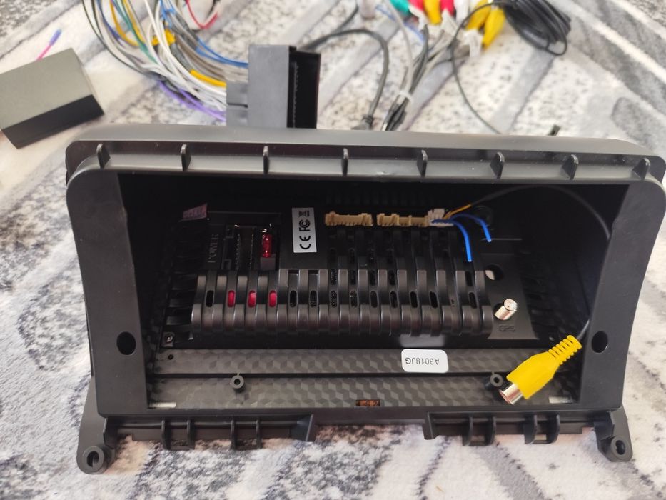 Мултимедия за w 204