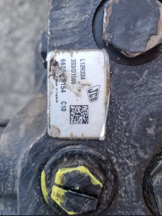 Distribuitor jcb 3cx 4cx