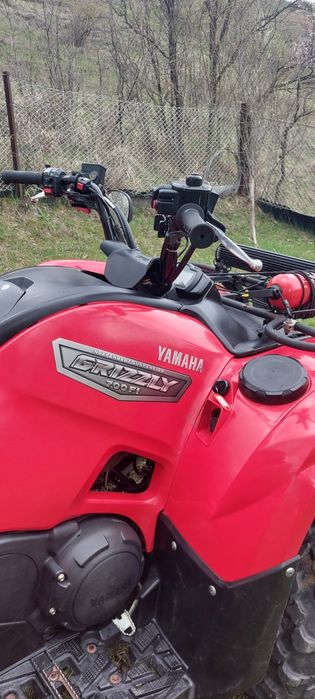 YAMAHA Grizzly 700cc  FI