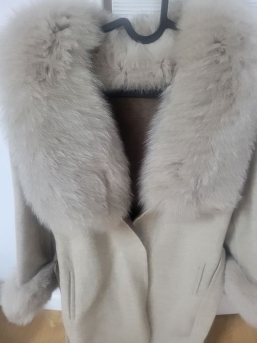 Palton Alpaca dama ,nou! XS(dar merge la S), 100 % original