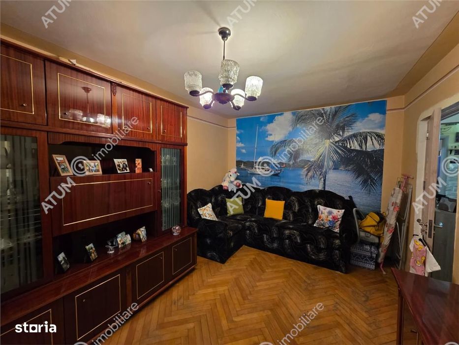 Apartament cu 3 camere decoamndate in zona Valea Aurie din Sibiu