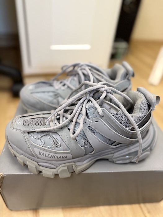 Balenciaga Track 36