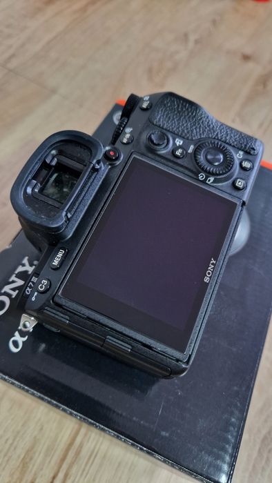 Sony a7 III  shutter count 8199
