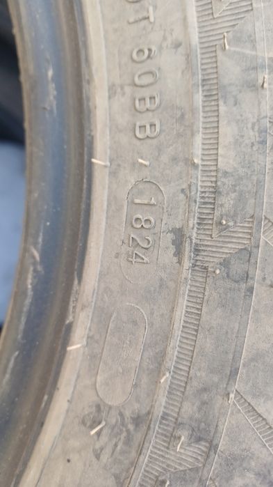 Шины зимние 215/65/16