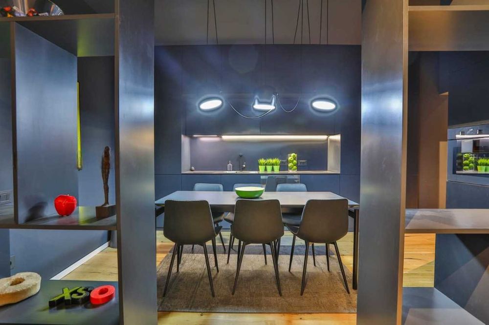 Дава се под наем Двустаен апартамент в София, Център - 70 кв.м за 1275 € - Снимка #3