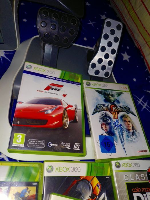 Xbox 360 cu volan pedale si joystick si 10 jocuri NEGOCIABIL