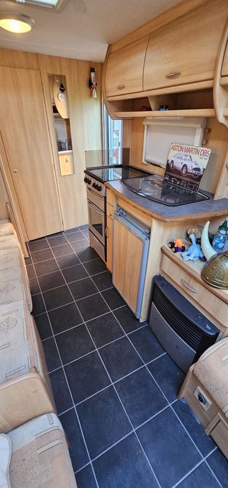 Rulota caravana Sterling 520 Europa an 2003