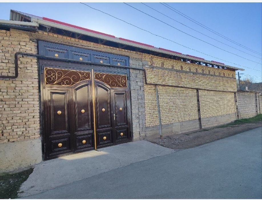 UY SOTILADI /  Продаётся Участок. 6 соток 7 хона