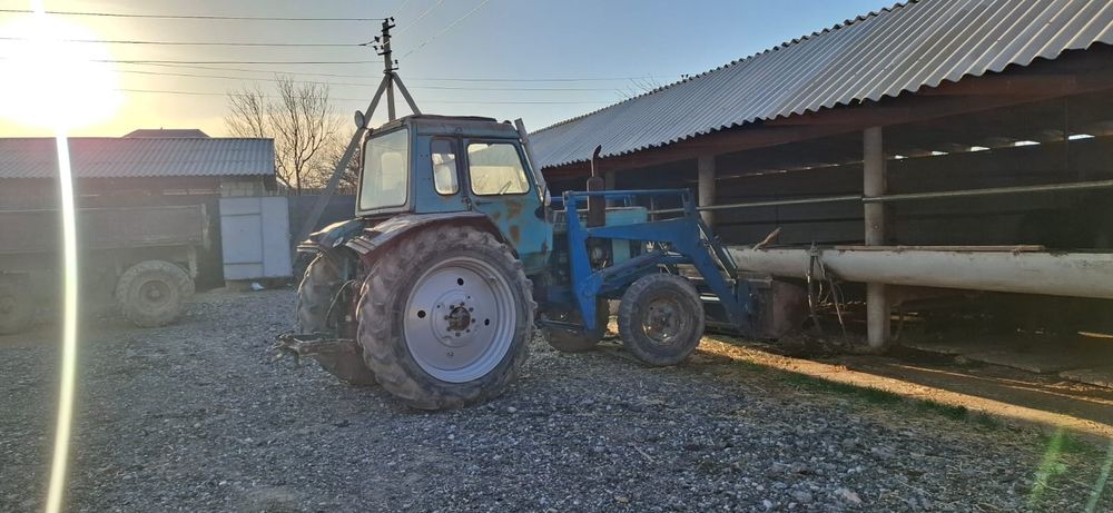 Продаётся Трактор