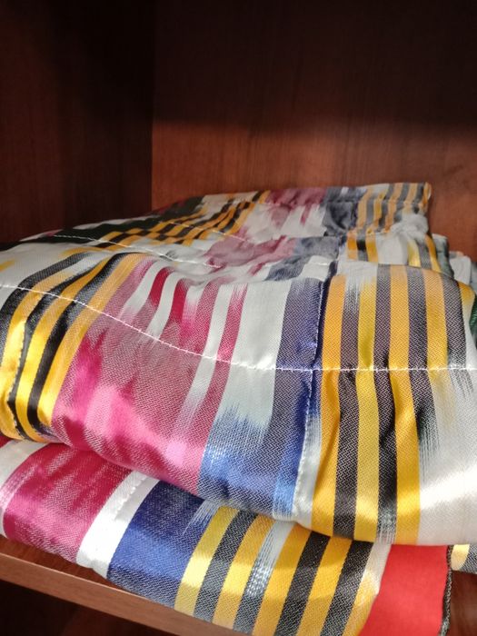 Продам  одеяло (95х113)