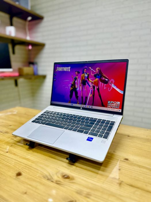 Премиум ноутбук 16 ОЗУ и 512 SSD