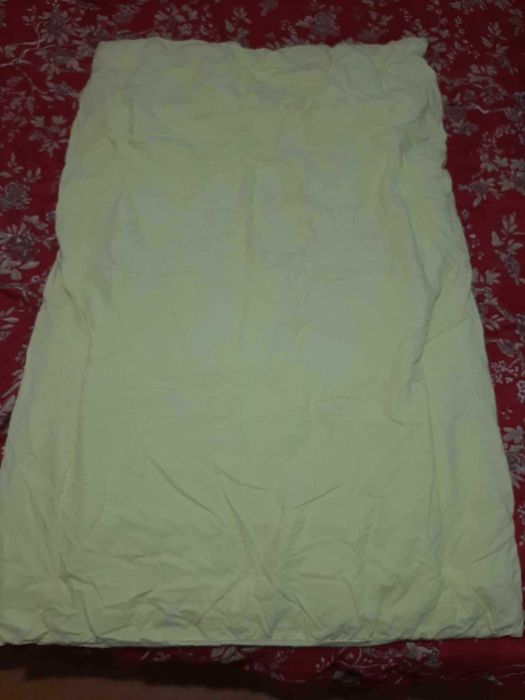 Продавам детска олекотена завивка - 80-125 см