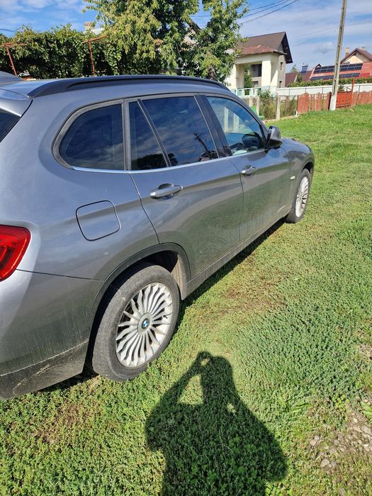 BMW X1 2011 — imagine 2