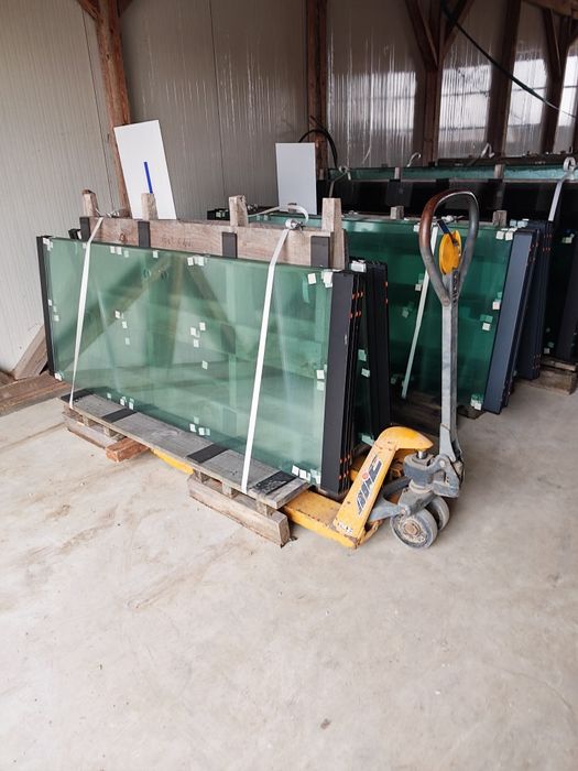 Outlet închidere terase și uși  glisante sticla pentru foisoare