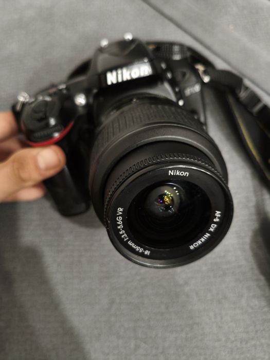 Nikon D7100 два обьектива