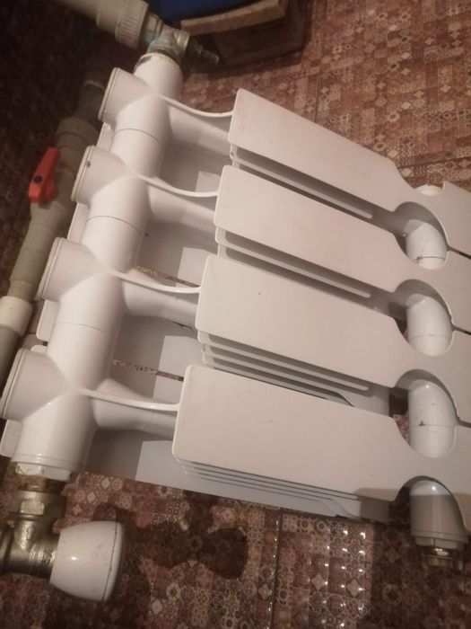 Продам батареи алюминевые