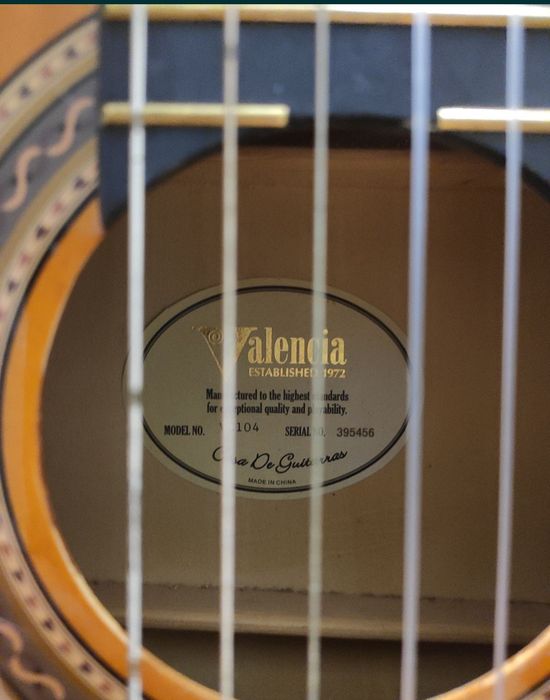 Gitara sotiladi Valencia