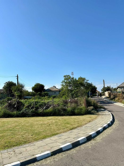 Unic în Delta Dunării! Teren premium, pe faleza lacului Murighiol