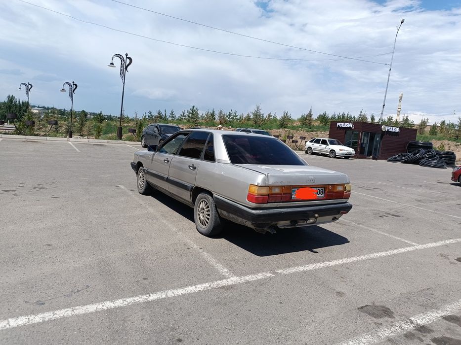 Продам Ауди 100 гв1987