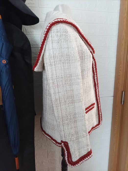 оригинален костюм Chanel