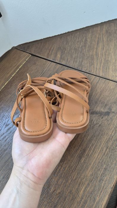 Sandale Zara 34 piele