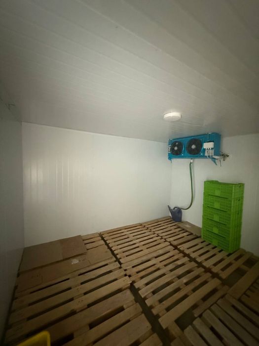 Холодильник производственный