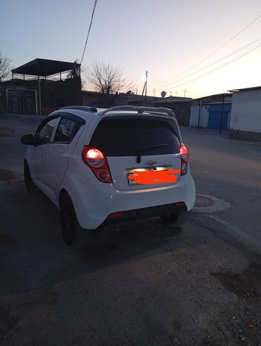 Спарк 3 пазиция сотилади