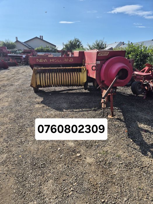 Presa   Balotiera   New    Holand    Zona   de   munte    tractor   mic   30  Cp   adusa  recent