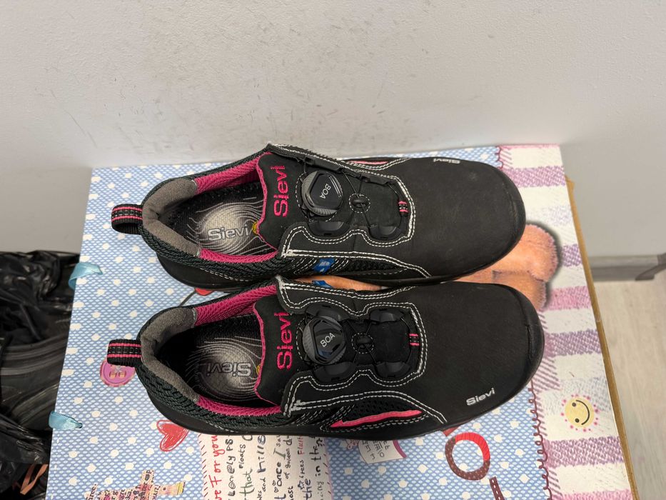 ''Sievi Sweet Roller+ S3''оригинални дамски обувки 39 номер