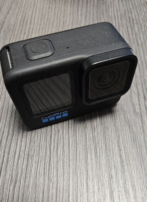 Go Pro Hero 11 Black+baterii+card de memorie+accesorii