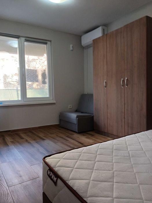 Дава се под наем Многостаен апартамент в Варна, Колхозен пазар - 35 кв.м за 265.2 € - Снимка #8