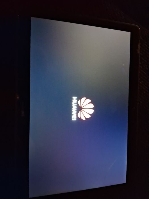 Tableta Huawei Media Tab 3 10 , cartela ,functionala dar ...cititi