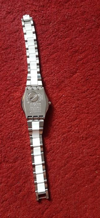 Часы женские,  компания "swatch"