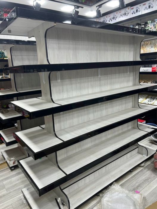 Стеллаж витрина для магазина