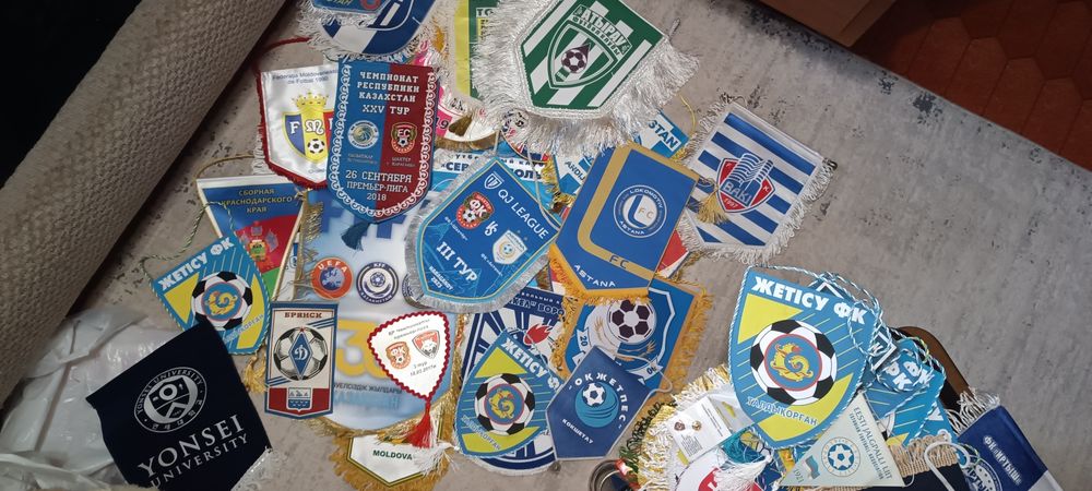 Вымпелы футбольных клубов