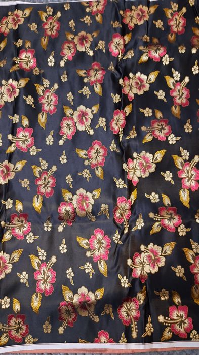 Material brocard de matase