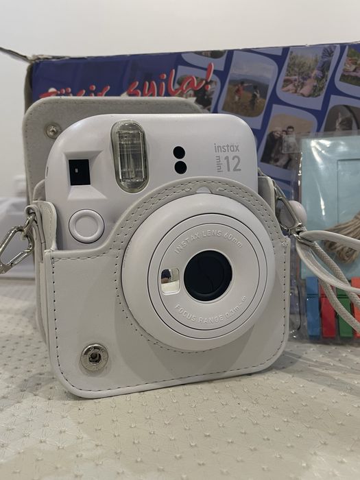 Instax 12mini б\у