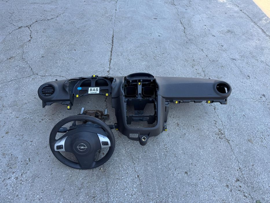 Planșa bord și airbag volan Corsa D