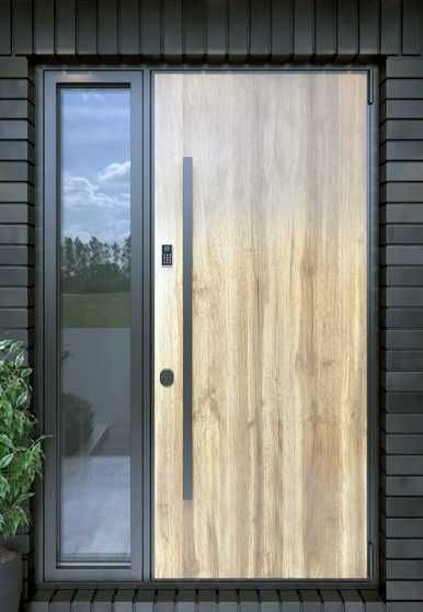 Uși personalizate și/sau căptușeală – execuție la comandă