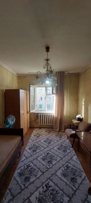 Продаю 1 комнатную каартиру Сергели 2