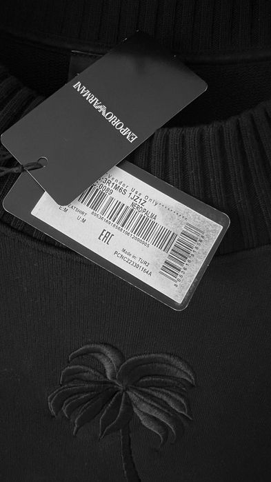 EMPORIO ARMANI - Оригинален суичър
