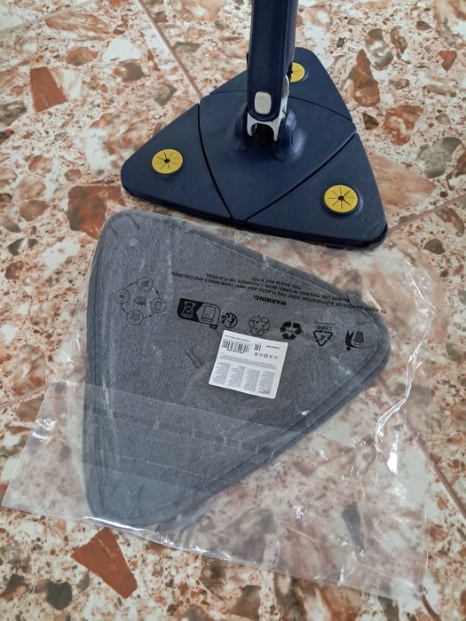 Mop triunghiular pentru podea, gresie, faianță băi, colțuri + 3 rezerve noi