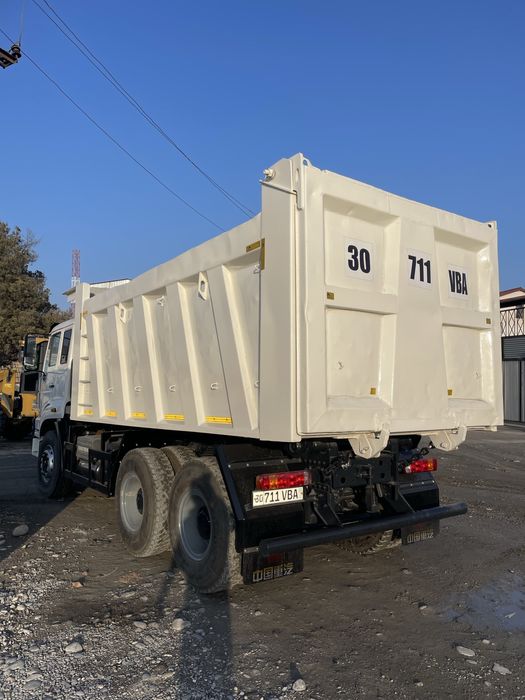 HOWO Sinotruk sotiladi