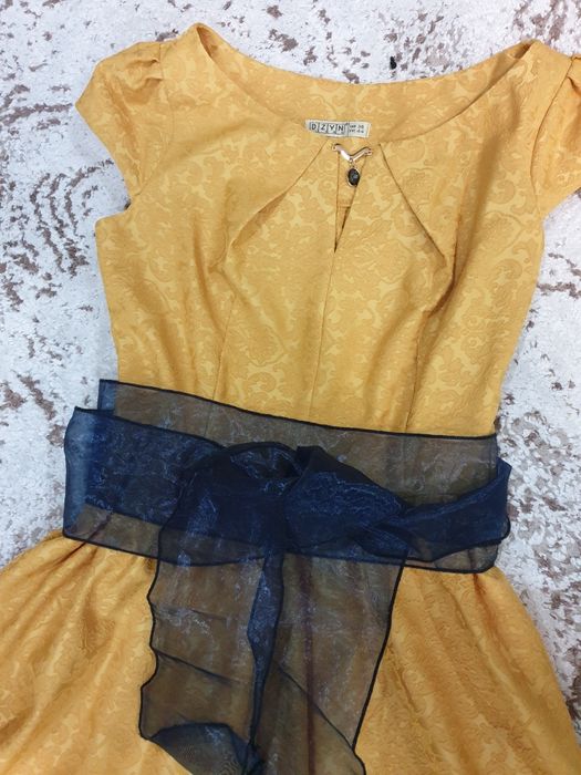 Платье женское вечернее